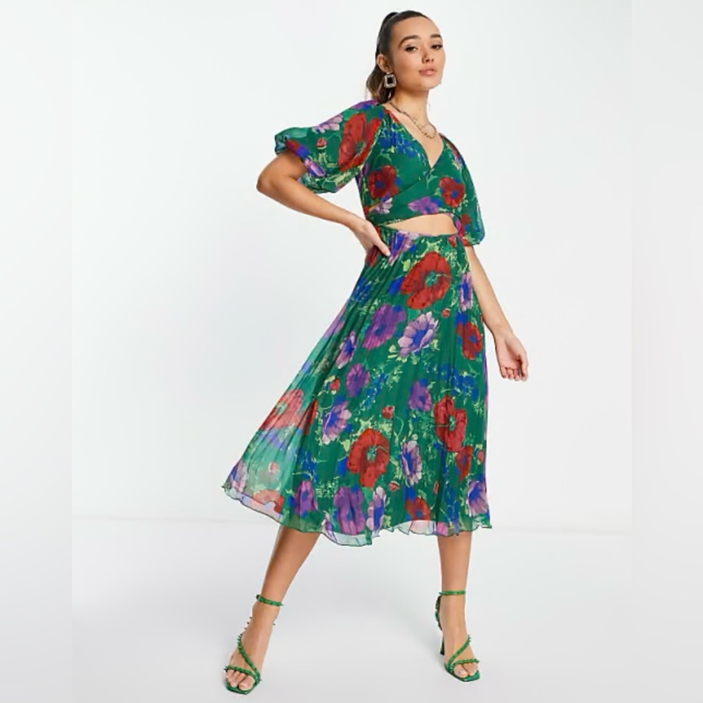 💫HP‼️💫 NWT ASOS DESIGN Floral Midi Dress in Green Multi, Size 6